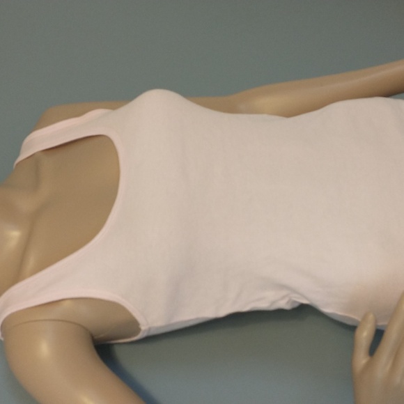 Old Navy Ribbed Tank Top - Picture 2 of 4